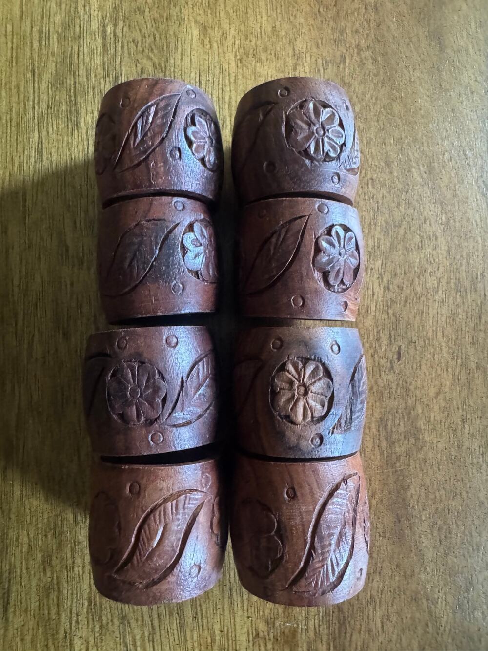 Vintage Hand Carved Wooden Napkin Rings Set of 8 Floral Leaf Dining Decor